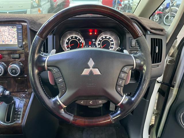 デリカD:5 シャモニー 4WD 両側電動スライド B/S/Fカメラ デルタフォース16AW AC100V電源 キセノンH/L イエローフォグ マッドガード(22枚目)