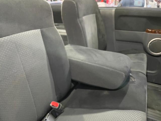 デリカD:5 シャモニー 4WD 両側電動スライド B/S/Fカメラ デルタフォース16AW AC100V電源 キセノンH/L イエローフォグ マッドガード(39枚目)