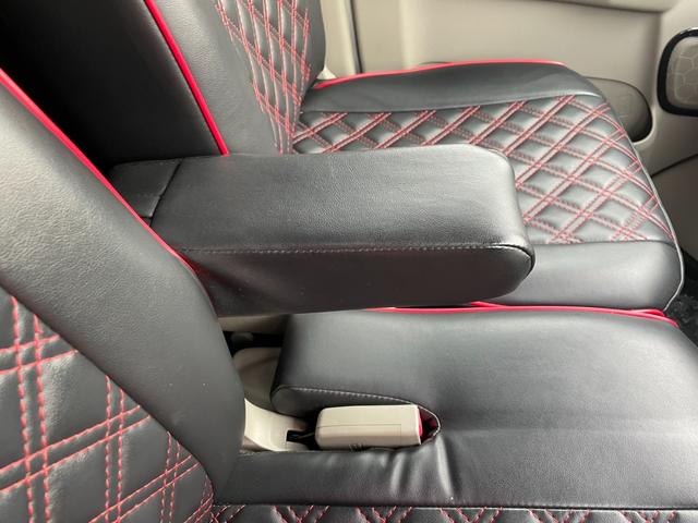 エブリイワゴン ＰＺターボスペシャル　ファイナルコネクション仕様　フルエアロ　ＫＹＢダウンサス／ショック　社外マフラー　外１６ＡＷ　ブーストメーター　両側Ｐスライド　衝突軽減Ｂ　Ｂカメラ　オートステップ　フルセグ　ドラレコ　ＥＴＣ２．０（30枚目）