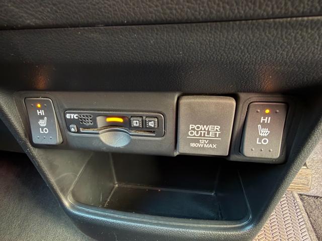 Ｎ－ＢＯＸ Ｇ　ＳＳパッケージ　ＥＴＣ　バックカメラ　両側電動スライドドア　ナビ　ＴＶ　ＨＩＤ　スマートキー　電動格納ミラー　シートヒーター　ベンチシート　ＣＶＴ　盗難防止システム　ＡＢＳ　ＥＳＣ　ＣＤ　ＵＳＢ（8枚目）