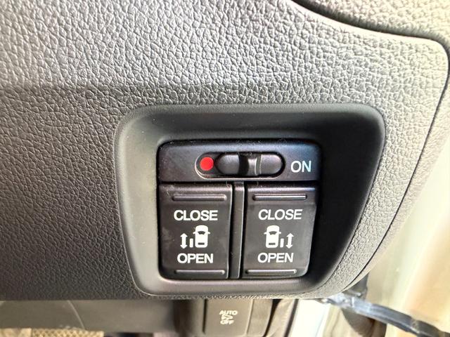 Ｎ－ＢＯＸ Ｇ　ＳＳパッケージ　ＥＴＣ　バックカメラ　両側電動スライドドア　ナビ　ＴＶ　ＨＩＤ　スマートキー　電動格納ミラー　シートヒーター　ベンチシート　ＣＶＴ　盗難防止システム　ＡＢＳ　ＥＳＣ　ＣＤ　ＵＳＢ（9枚目）