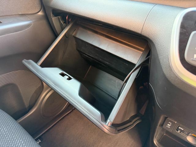 Ｎ－ＢＯＸ Ｇ　ＳＳパッケージ　ＥＴＣ　バックカメラ　両側電動スライドドア　ナビ　ＴＶ　ＨＩＤ　スマートキー　電動格納ミラー　シートヒーター　ベンチシート　ＣＶＴ　盗難防止システム　ＡＢＳ　ＥＳＣ　ＣＤ　ＵＳＢ（11枚目）