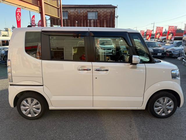 Ｎ－ＢＯＸ Ｇ　ＳＳパッケージ　ＥＴＣ　バックカメラ　両側電動スライドドア　ナビ　ＴＶ　ＨＩＤ　スマートキー　電動格納ミラー　シートヒーター　ベンチシート　ＣＶＴ　盗難防止システム　ＡＢＳ　ＥＳＣ　ＣＤ　ＵＳＢ（14枚目）