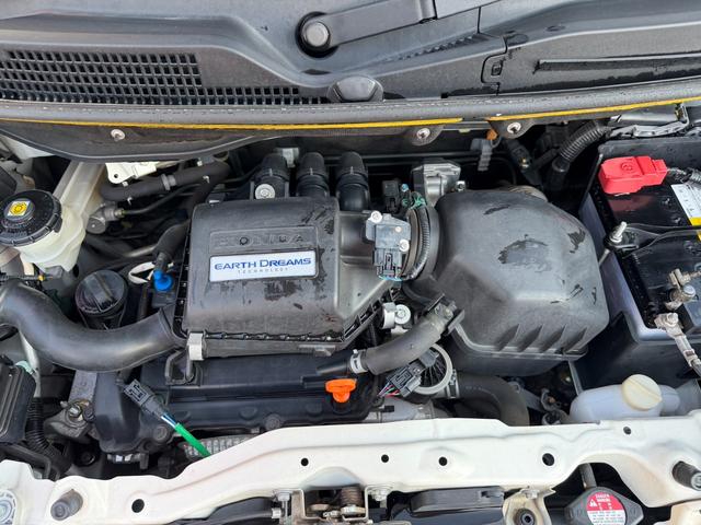 Ｎ－ＢＯＸ Ｇ　ＳＳパッケージ　ＥＴＣ　バックカメラ　両側電動スライドドア　ナビ　ＴＶ　ＨＩＤ　スマートキー　電動格納ミラー　シートヒーター　ベンチシート　ＣＶＴ　盗難防止システム　ＡＢＳ　ＥＳＣ　ＣＤ　ＵＳＢ（18枚目）