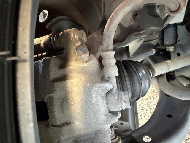 Ｎ－ＢＯＸ Ｇ　ＳＳパッケージ　ＥＴＣ　バックカメラ　両側電動スライドドア　ナビ　ＴＶ　ＨＩＤ　スマートキー　電動格納ミラー　シートヒーター　ベンチシート　ＣＶＴ　盗難防止システム　ＡＢＳ　ＥＳＣ　ＣＤ　ＵＳＢ（31枚目）