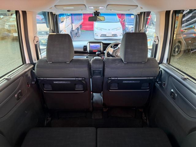 Ｎ－ＢＯＸ Ｇ　ＳＳパッケージ　ＥＴＣ　バックカメラ　両側電動スライドドア　ナビ　ＴＶ　ＨＩＤ　スマートキー　電動格納ミラー　シートヒーター　ベンチシート　ＣＶＴ　盗難防止システム　ＡＢＳ　ＥＳＣ　ＣＤ　ＵＳＢ（41枚目）