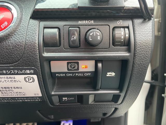 レガシィツーリングワゴン ターボ アイサイト Bカメラ リアスポイラー STIフロントリップ ビルシュタインサス マッキントシュ レーダークルーズ パドルシフト 電動シート ドラレコ STI18AW ETC(39枚目)