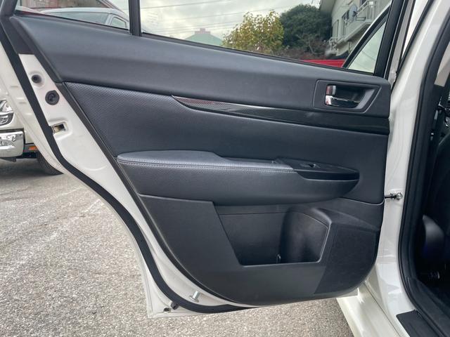 レガシィツーリングワゴン ターボ アイサイト Bカメラ リアスポイラー STIフロントリップ ビルシュタインサス マッキントシュ レーダークルーズ パドルシフト 電動シート ドラレコ STI18AW ETC(55枚目)