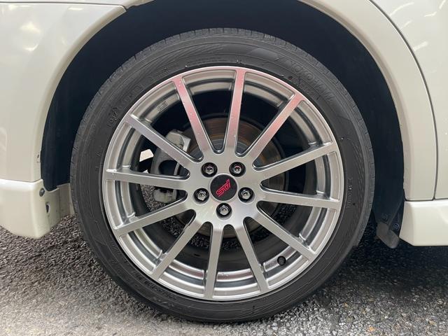 レガシィツーリングワゴン ターボ アイサイト Bカメラ リアスポイラー STIフロントリップ ビルシュタインサス マッキントシュ レーダークルーズ パドルシフト 電動シート ドラレコ STI18AW ETC(58枚目)