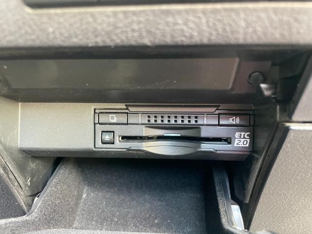 ＲＸ ＲＸ２００ｔ　バージョンＬ　ナビ　フルセグ　ブルーレイ　全方位カメラ　レーダークルーズ　ＨＵＤ　Ｐバックドア　全席電動／ヒーター　ベンチレーション　ＡＣ１００Ｖ　シーケンシャルウィンカー　ＥＴＣ２．０　ステアヒーター　トノカバー（21枚目）