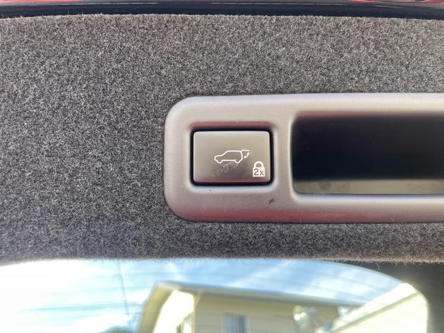 ＲＸ ＲＸ２００ｔ　バージョンＬ　ナビ　フルセグ　ブルーレイ　全方位カメラ　レーダークルーズ　ＨＵＤ　Ｐバックドア　全席電動／ヒーター　ベンチレーション　ＡＣ１００Ｖ　シーケンシャルウィンカー　ＥＴＣ２．０　ステアヒーター　トノカバー（27枚目）