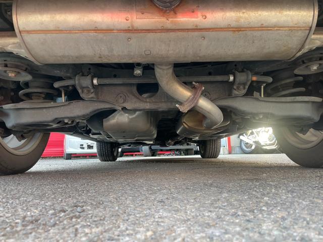 ＲＸ ＲＸ２００ｔ　バージョンＬ　ナビ　フルセグ　ブルーレイ　全方位カメラ　レーダークルーズ　ＨＵＤ　Ｐバックドア　全席電動／ヒーター　ベンチレーション　ＡＣ１００Ｖ　シーケンシャルウィンカー　ＥＴＣ２．０　ステアヒーター　トノカバー（49枚目）