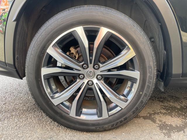 ＲＸ ＲＸ２００ｔ　バージョンＬ　ナビ　フルセグ　ブルーレイ　全方位カメラ　レーダークルーズ　ＨＵＤ　Ｐバックドア　全席電動／ヒーター　ベンチレーション　ＡＣ１００Ｖ　シーケンシャルウィンカー　ＥＴＣ２．０　ステアヒーター　トノカバー（59枚目）