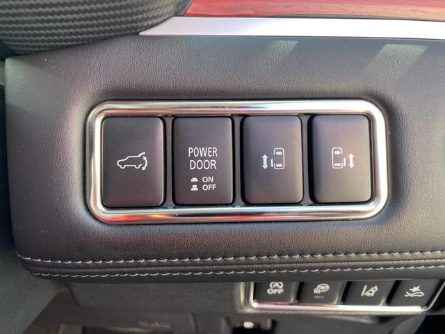 デリカD:5 P アルパイン11型ナビ フルセグ フロント/サイド/リアガード ガナドールマフラー 全方位モニター オートステップ 両側Pスライド Pバックドア レーダークルーズ シート/ステアヒーター AC100V(8枚目)