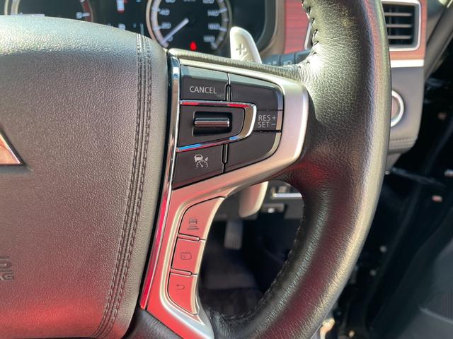 デリカD:5 P アルパイン11型ナビ フルセグ フロント/サイド/リアガード ガナドールマフラー 全方位モニター オートステップ 両側Pスライド Pバックドア レーダークルーズ シート/ステアヒーター AC100V(19枚目)