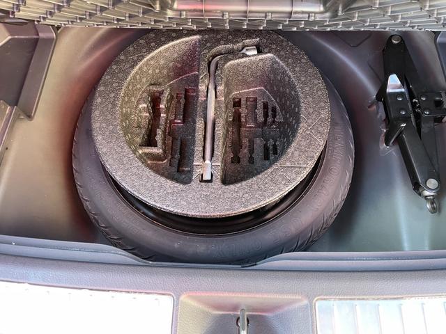 スペアタイヤも車載されています！