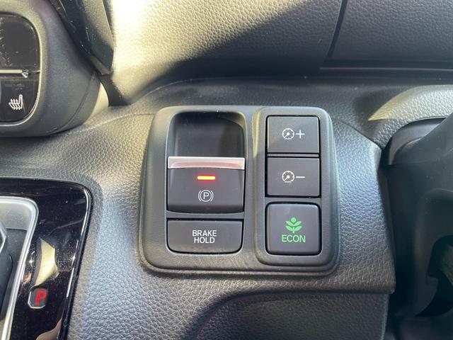 Ｎ－ＢＯＸカスタム Ｌターボ　衝突軽減Ｂ　ＬＫＡＳ　両側Ｐスライド　レーダークルーズ　障害物センサー　シートヒーター　Ａブレーキホールド　ハーフレザーシート　ＥＴＣ　スマートキー　シェードガラス　シートバックテーブル　純１５ＡＷ（17枚目）