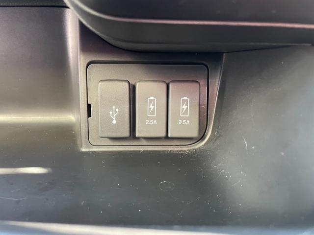 Ｎ－ＢＯＸカスタム Ｌターボ　衝突軽減Ｂ　ＬＫＡＳ　両側Ｐスライド　レーダークルーズ　障害物センサー　シートヒーター　Ａブレーキホールド　ハーフレザーシート　ＥＴＣ　スマートキー　シェードガラス　シートバックテーブル　純１５ＡＷ（21枚目）