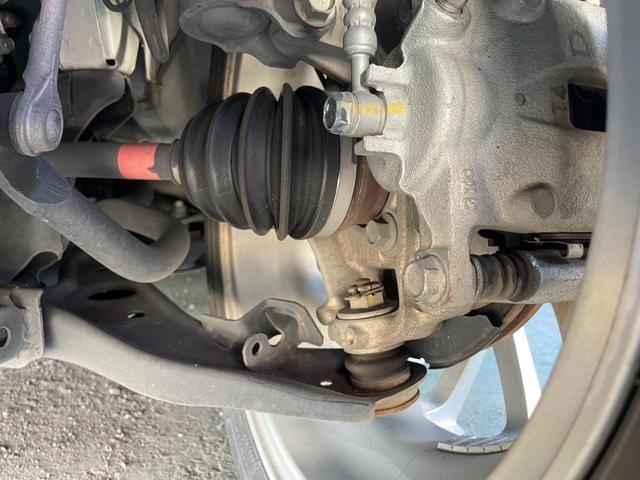 Ｎ－ＢＯＸカスタム Ｌターボ　衝突軽減Ｂ　ＬＫＡＳ　両側Ｐスライド　レーダークルーズ　障害物センサー　シートヒーター　Ａブレーキホールド　ハーフレザーシート　ＥＴＣ　スマートキー　シェードガラス　シートバックテーブル　純１５ＡＷ（52枚目）