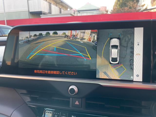 クラウンクロスオーバー Ｇアドバンスド・レザーパッケージ　衝突軽減Ｂ　パノラミックビューＭ　３眼ＬＥＤ　ＢＳＭ　ＨＵＤ　レーダークルーズ　デジタルインナーミラー　暖冷パワーシート　Ｐバックドア　ドラレコ　ＡＣ１００Ｖ　ワイヤレス充電　フルセグ　ＥＴＣ２．０（16枚目）
