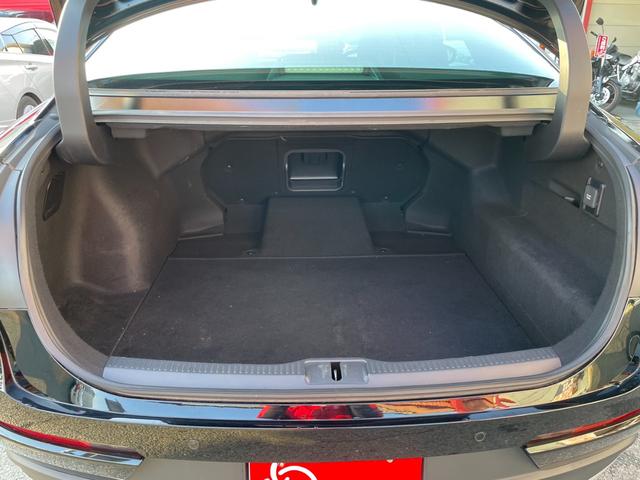 クラウンクロスオーバー Ｇアドバンスド・レザーパッケージ　衝突軽減Ｂ　パノラミックビューＭ　３眼ＬＥＤ　ＢＳＭ　ＨＵＤ　レーダークルーズ　デジタルインナーミラー　暖冷パワーシート　Ｐバックドア　ドラレコ　ＡＣ１００Ｖ　ワイヤレス充電　フルセグ　ＥＴＣ２．０（56枚目）