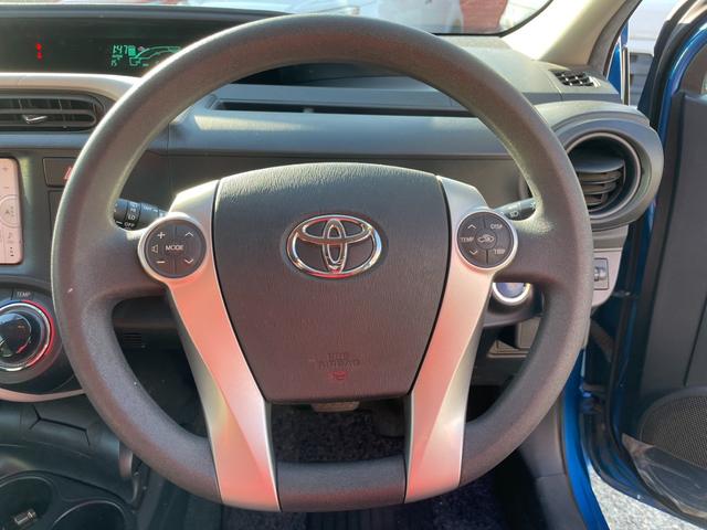 アクア Ｓ　Ｂカメラ　スマートキー　ワンセグ　オート付ライト　オートエアコン　ＥＴＣ　ウィンカーミラー　ライトレベライザー　バニティミラー　外１５ＡＷ（8枚目）