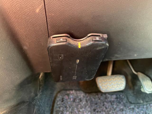 アクア Ｓ　Ｂカメラ　スマートキー　ワンセグ　オート付ライト　オートエアコン　ＥＴＣ　ウィンカーミラー　ライトレベライザー　バニティミラー　外１５ＡＷ（13枚目）