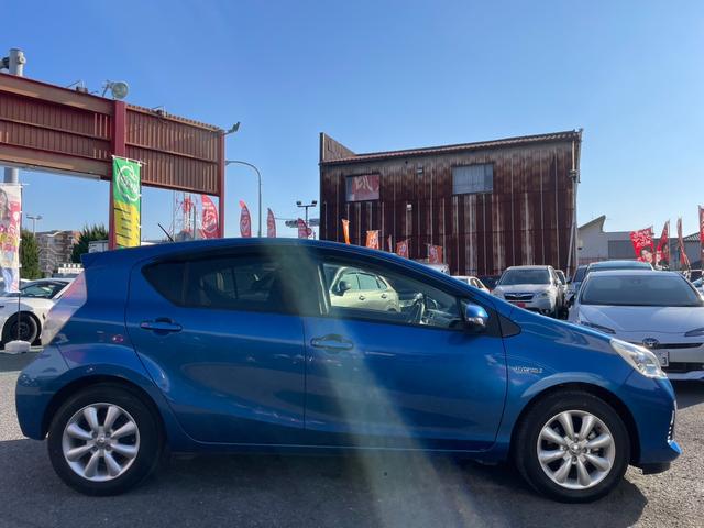 アクア Ｓ　Ｂカメラ　スマートキー　ワンセグ　オート付ライト　オートエアコン　ＥＴＣ　ウィンカーミラー　ライトレベライザー　バニティミラー　外１５ＡＷ（41枚目）