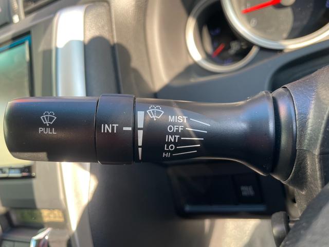 マークＸ プレミアム　アルパイン８型ナビ　フルセグ　Ｂカメラ　車高調　社外１９インチアルミ　クルコン　シートヒーター　パワーシート　シェードガラス　ウッドコンビステリモ　オート付ＨＩＤ　ＬＥＤフォグ　ビルトインＥＴＣ（14枚目）