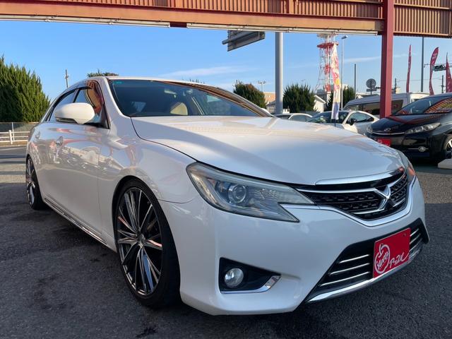 マークＸ プレミアム　アルパイン８型ナビ　フルセグ　Ｂカメラ　車高調　社外１９インチアルミ　クルコン　シートヒーター　パワーシート　シェードガラス　ウッドコンビステリモ　オート付ＨＩＤ　ＬＥＤフォグ　ビルトインＥＴＣ（45枚目）