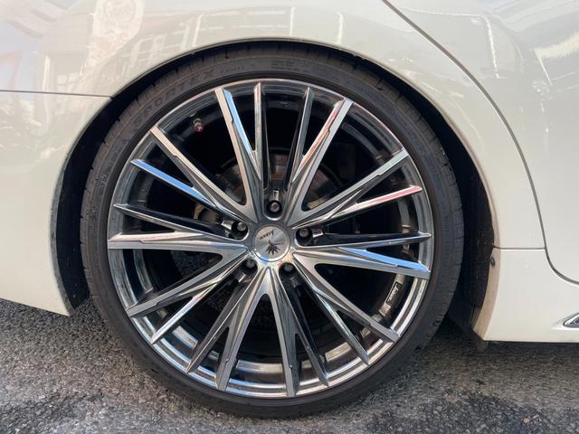 マークＸ プレミアム　アルパイン８型ナビ　フルセグ　Ｂカメラ　車高調　社外１９インチアルミ　クルコン　シートヒーター　パワーシート　シェードガラス　ウッドコンビステリモ　オート付ＨＩＤ　ＬＥＤフォグ　ビルトインＥＴＣ（50枚目）