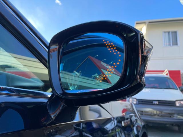 クラウンハイブリッド アスリートＳ　Ｂカメラ　Ｆ／Ｓ／Ｒエアロ　サンルーフ　モデリスタマフラー　リアスポイラー　純１８ＡＷ　クルコン　暖冷シート　フルセグ　ＥＴＣ　Ｐシート　Ｈ／Ｌウォッシャー　ウッドコンビステリモ　シェードガラス（13枚目）