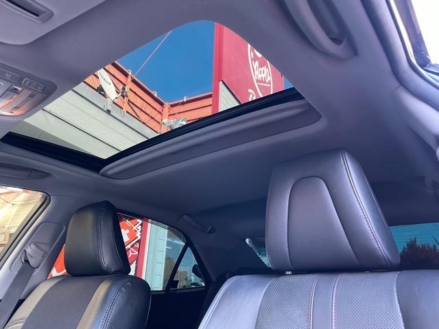 クラウンハイブリッド アスリートＳ　Ｂカメラ　Ｆ／Ｓ／Ｒエアロ　サンルーフ　モデリスタマフラー　リアスポイラー　純１８ＡＷ　クルコン　暖冷シート　フルセグ　ＥＴＣ　Ｐシート　Ｈ／Ｌウォッシャー　ウッドコンビステリモ　シェードガラス（26枚目）