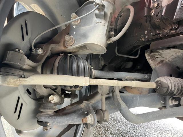 ���[�ԑO�ɁA���ЍH��œ_���������s���܂���Ԍ��̎c���Ă��邨�Ԃ͂P�Q�����_���̓��e�ɉ����ē_�����������܂��B