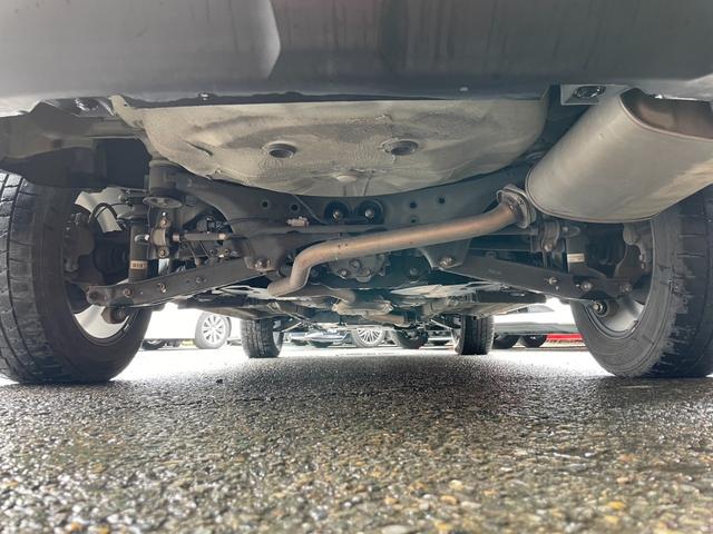 ���[�ԑO�ɁA���ЍH��œ_���������s���܂���Ԍ��̎c���Ă��邨�Ԃ͂P�Q�����_���̓��e�ɉ����ē_�����������܂��B