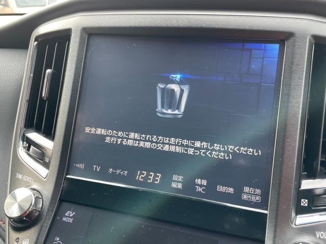 クラウンハイブリッド アスリートＳ　Ｂカメラ　プリクラッシュセーフティ　ＬＤＡ　レーダークルーズ　障害物センサー　ハンドル／シートヒーター　Ａ防眩ミラー　シェードガラス　純１７ＡＷ　パワーシート　ＥＴＣ（5枚目）