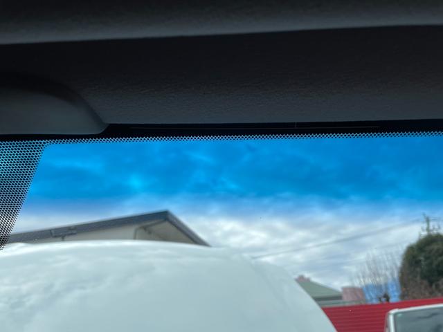 クラウンハイブリッド アスリートＳ　Ｂカメラ　プリクラッシュセーフティ　ＬＤＡ　レーダークルーズ　障害物センサー　ハンドル／シートヒーター　Ａ防眩ミラー　シェードガラス　純１７ＡＷ　パワーシート　ＥＴＣ（24枚目）