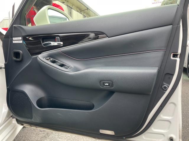 クラウンハイブリッド アスリートＳ　Ｂカメラ　プリクラッシュセーフティ　ＬＤＡ　レーダークルーズ　障害物センサー　ハンドル／シートヒーター　Ａ防眩ミラー　シェードガラス　純１７ＡＷ　パワーシート　ＥＴＣ（40枚目）