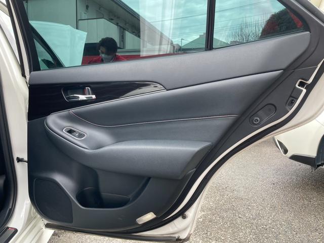 クラウンハイブリッド アスリートＳ　Ｂカメラ　プリクラッシュセーフティ　ＬＤＡ　レーダークルーズ　障害物センサー　ハンドル／シートヒーター　Ａ防眩ミラー　シェードガラス　純１７ＡＷ　パワーシート　ＥＴＣ（42枚目）