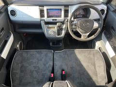 ��Ź�Ǥ�ľ���㤤��餻�Ƥ������������֤򡢥꡼���ʥ֥�ʤ����ʤ����䤷�Ƥ��ޤ��� 4