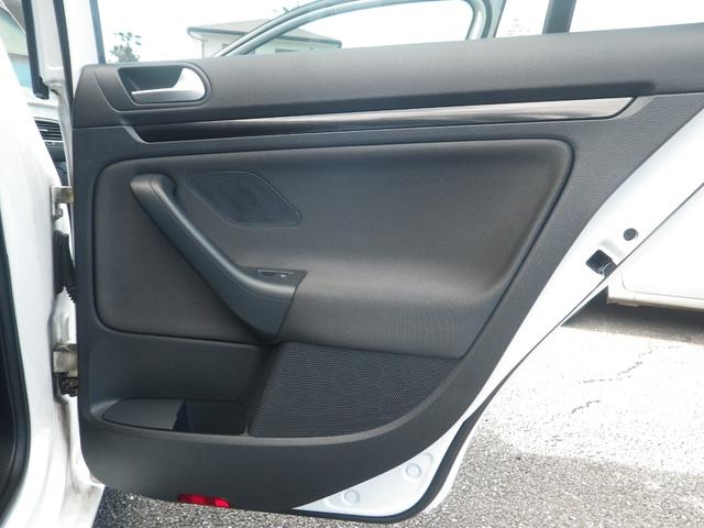 ゴルフヴァリアント TSIトレンドラインブルーモーションテクノロジー TSIトレンドラインブルーモーションテクノロジー(5名)(27枚目)