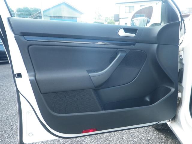 ゴルフヴァリアント TSIトレンドラインブルーモーションテクノロジー TSIトレンドラインブルーモーションテクノロジー(5名)(28枚目)