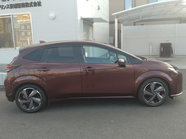 オーラ Ｇ　純正ナビ　全方位カメラ　衝突被害軽減ブレーキ　障害物センサー　プロパイロット　ＢＯＳＥスピーカー　シートヒーター　ステアリングヒーター　ドラレコ　ＬＥＤヘッドランプ　ＥＴＣ　禁煙車　ワンオーナー（4枚目）