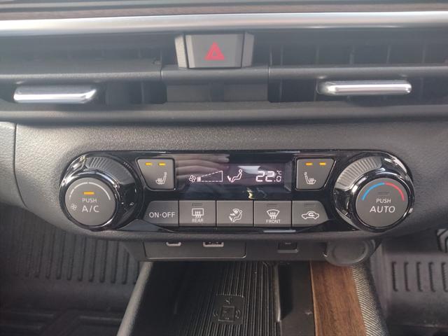 オーラ Ｇ　純正ナビ　全方位カメラ　衝突被害軽減ブレーキ　障害物センサー　プロパイロット　ＢＯＳＥスピーカー　シートヒーター　ステアリングヒーター　ドラレコ　ＬＥＤヘッドランプ　ＥＴＣ　禁煙車　ワンオーナー（13枚目）