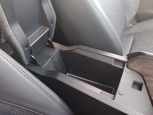 オーラ Ｇ　純正ナビ　全方位カメラ　衝突被害軽減ブレーキ　障害物センサー　プロパイロット　ＢＯＳＥスピーカー　シートヒーター　ステアリングヒーター　ドラレコ　ＬＥＤヘッドランプ　ＥＴＣ　禁煙車　ワンオーナー（38枚目）