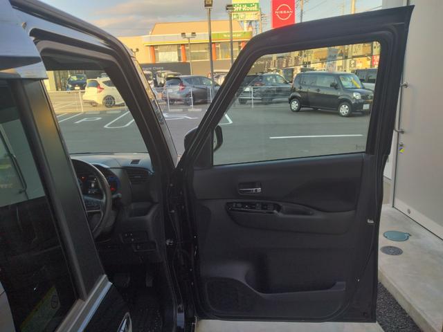 ルークス ハイウェイスター　Ｇターボプロパイロットエディション　純正ナビ　全方位カメラ　プロパイロット　障害物センサー　衝突被害軽減ブレーキ　ドライブレコーダー　ＥＴＣ　ＬＥＤヘッドランプ　両側電動スライドドア　禁煙車　ワンオーナー（8枚目）