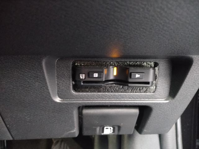 ノート オーテック　純正ナビ　全方位カメラ　衝突被害軽減ブレーキ　障害物センサー　プロパイロット　前後ドライブレコダー　ＬＥＤヘッドランプ　ＥＴＣ　デジタルルームミラー　禁煙車　ワンオーナー（20枚目）