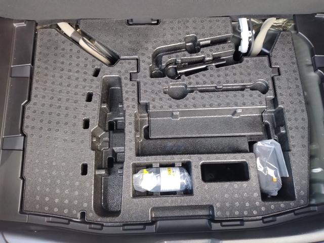 ノート オーテック　純正ナビ　全方位カメラ　衝突被害軽減ブレーキ　障害物センサー　プロパイロット　前後ドライブレコダー　ＬＥＤヘッドランプ　ＥＴＣ　デジタルルームミラー　禁煙車　ワンオーナー（37枚目）