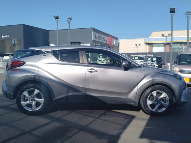 C-HR S 純正ナビ バックカメラ 衝突被害軽減ブレーキ クルーズコントロール ドライブレコーダー ETC Bluetooth 禁煙車(4枚目)