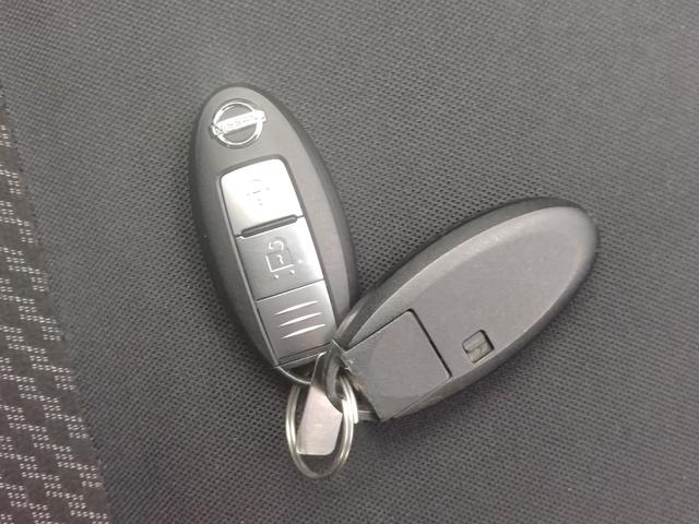 ノート Ｘ　純正ナビ　バックカメラ　衝突被害軽減ブレーキ　障害物センサー　ドライブレコーダー　ＥＴＣ　Ｂｌｕｅｔｏｏｔｈ　ＣＤ／ＤＶＤ　スマートキー（28枚目）